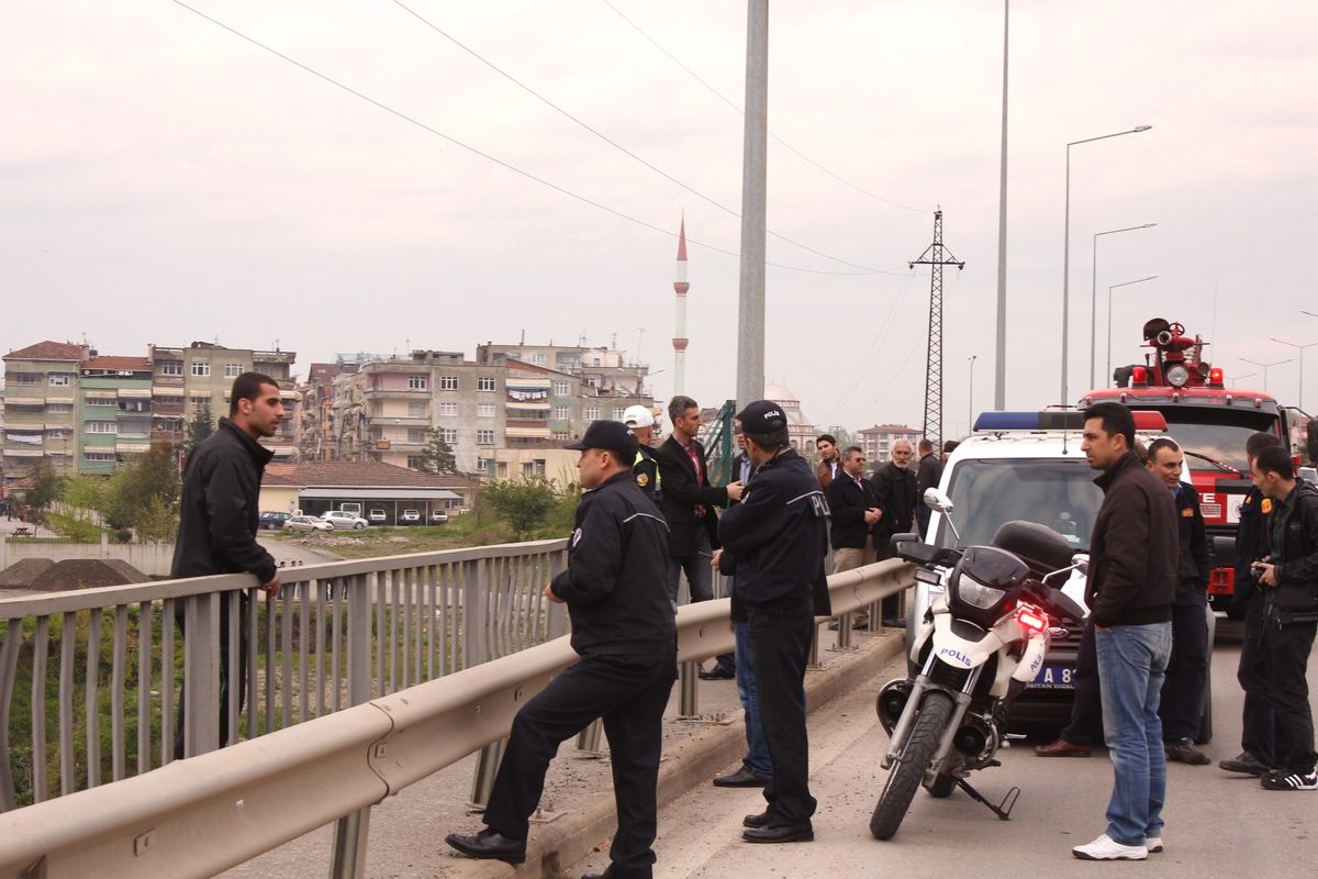 Sevgilisiyle Tartışan Genç İntihara Kalkıştı