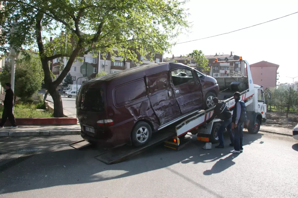 Trafik Canavarı Öğrenci Tanımadı