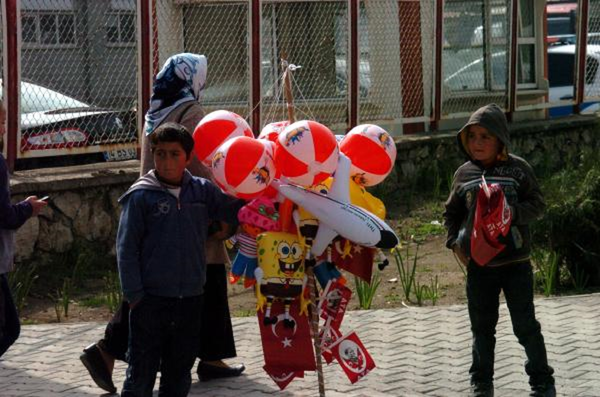 23 Nisan\'da Balon Sattılar