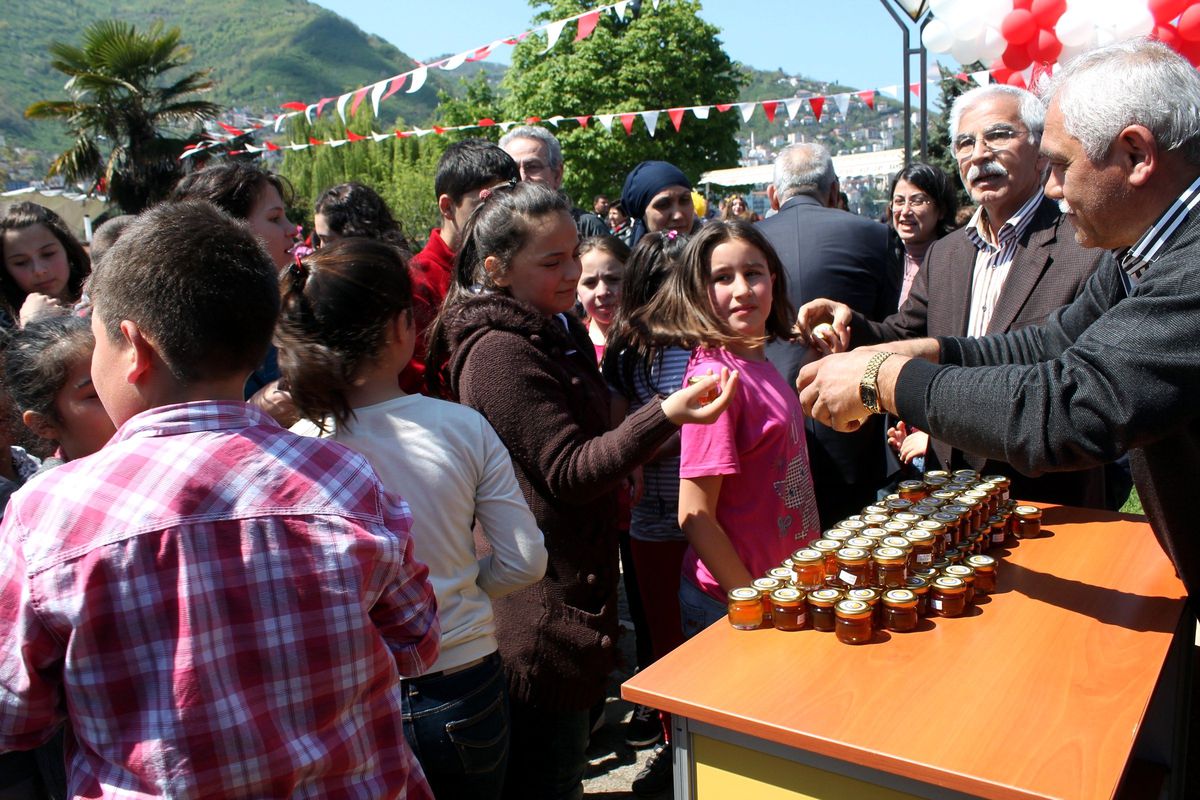 "Bal" Gibi 23 Nisan