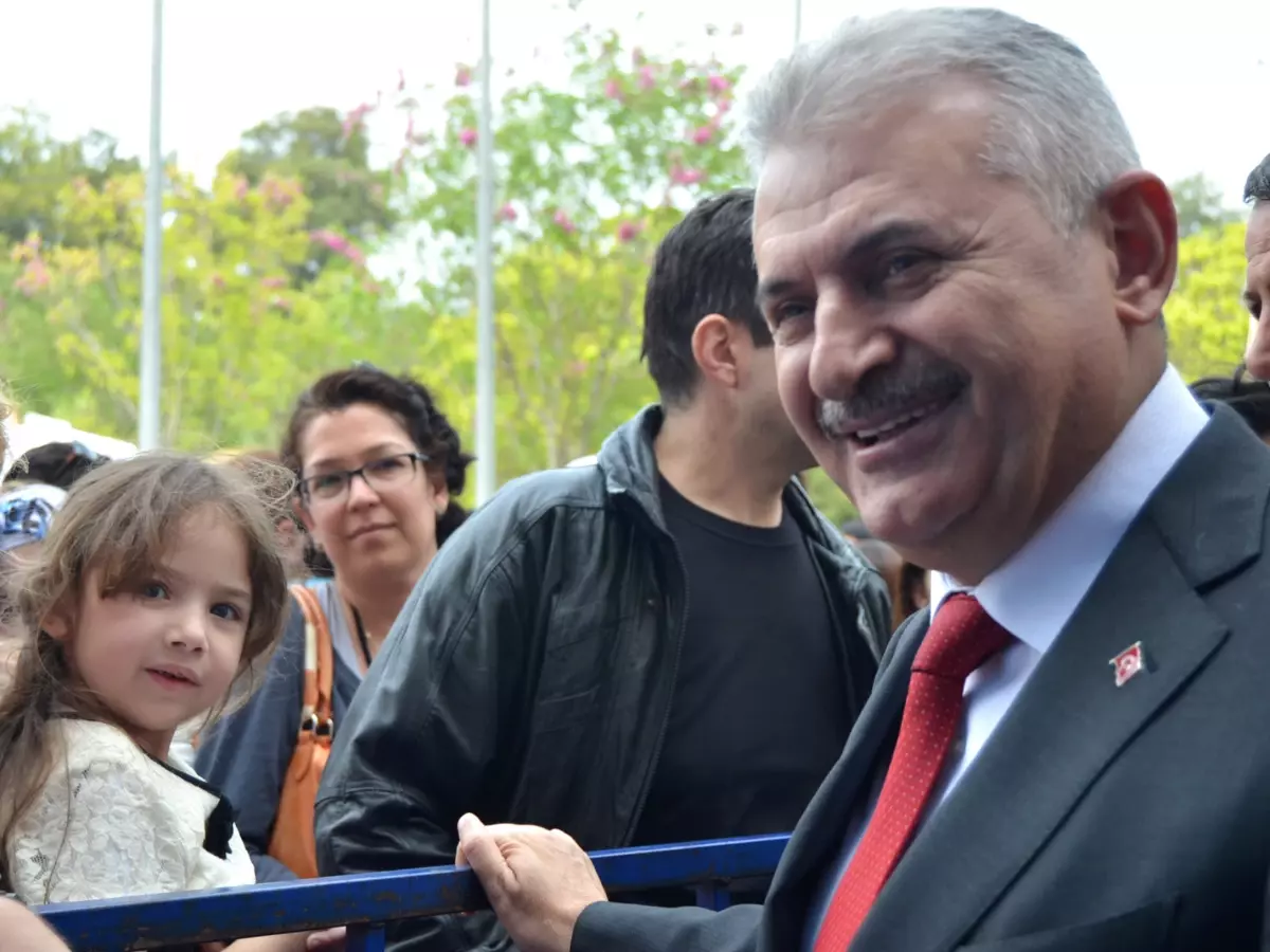 Binali Yıldırım\'ın Expo ve İnciraltı Tepkisi