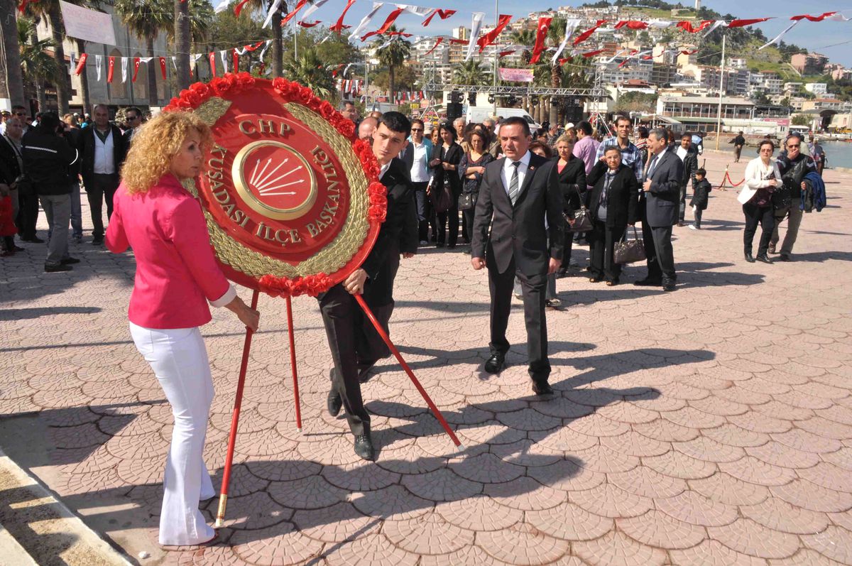 CHP\'den Alternatif 23 Nisan Töreni
