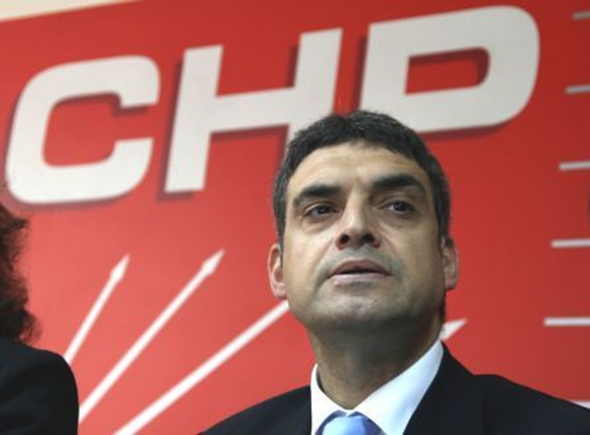 CHP\'li Oran, Egemen Bağış\'ın Doğum Gününü Kutladı