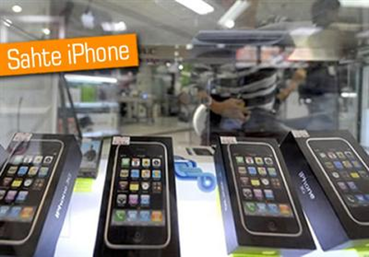 Çin\'de Sahte İphone Skandalı