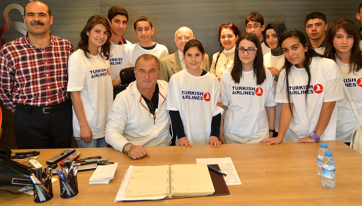Çocuklardan Fatih Terim\'e Ziyaret