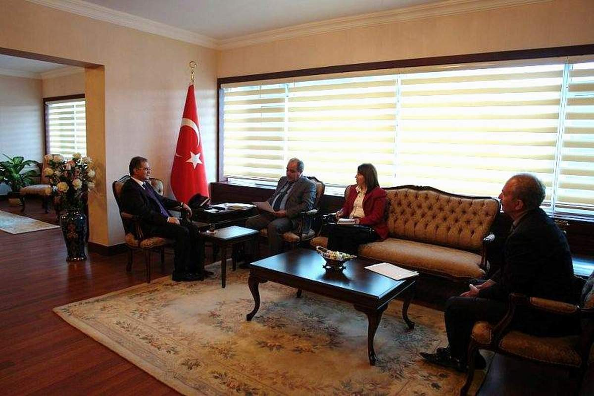 Kilis Valisi Tapsız\'a Ziyaretler Sürüyor