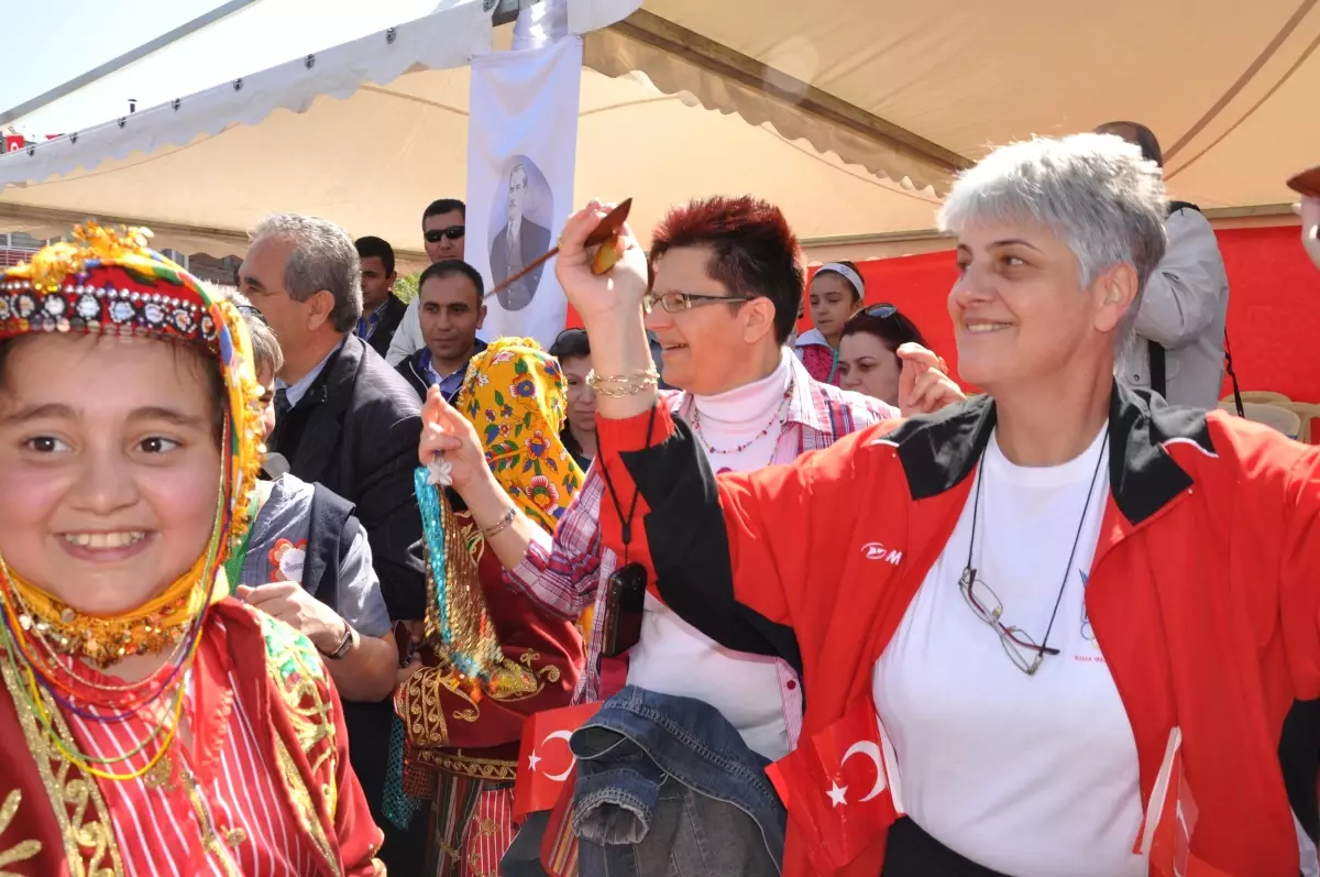 Kırıkkale'de 23 Nisan Coşkuyla Kutlandı