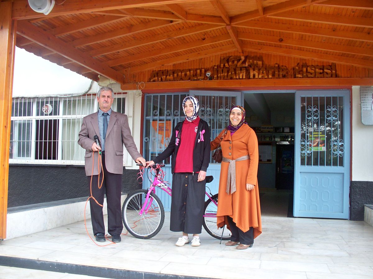 Kozan Anadolu İmam Hatip Lisesi Adana Birincisi Oldu