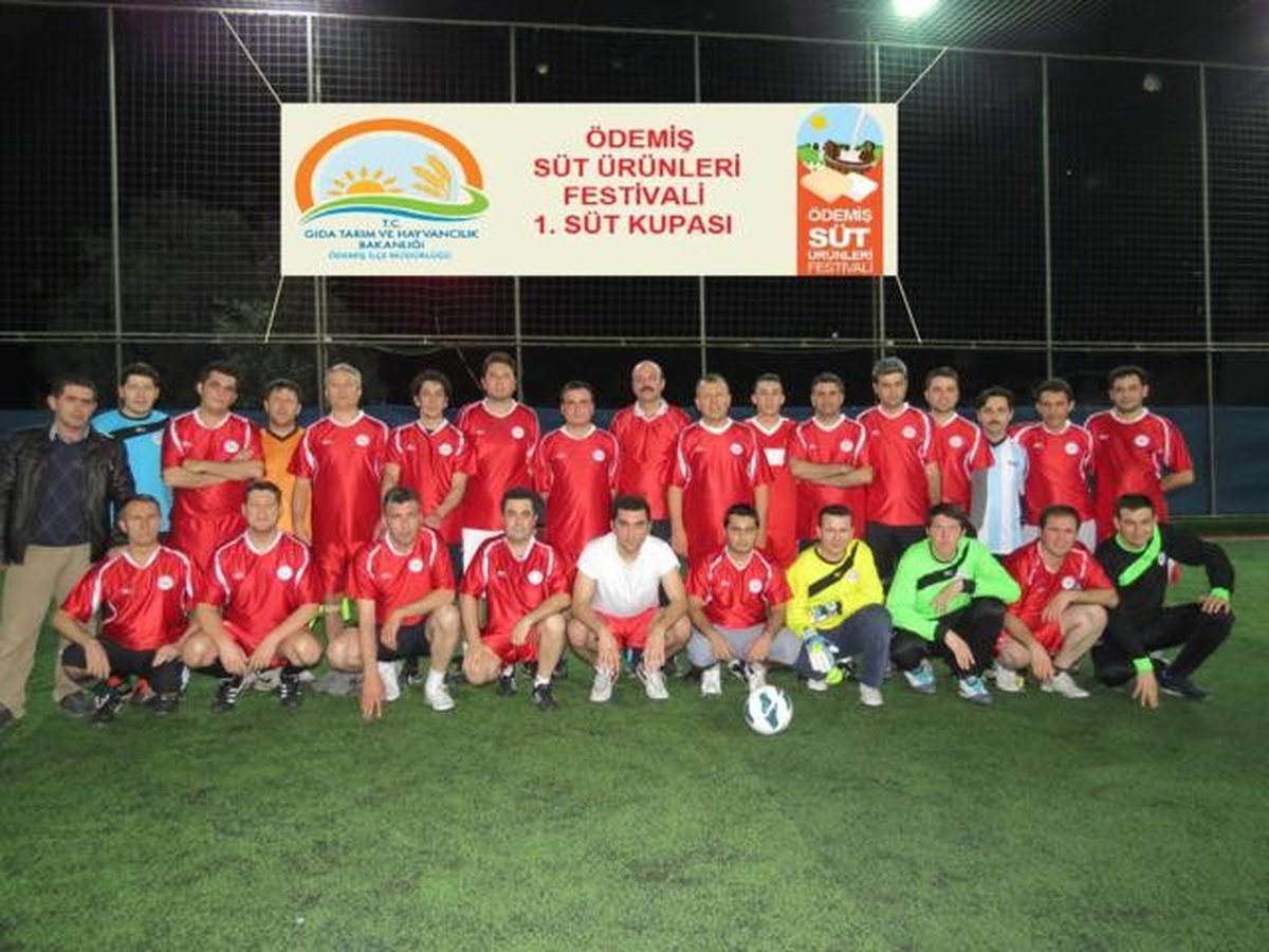 Süt Festivali İçin Halı Saha Turnuvası