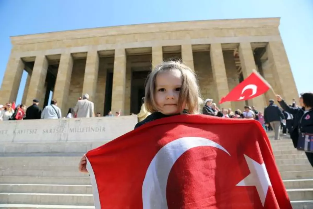 Öğrenciler, Anıtkabir\'i Ziyaret Etti