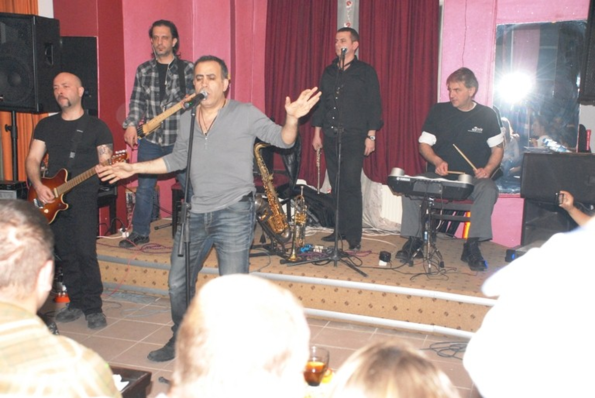 Bulanık\'ta Haluk Levent Rüzgarı