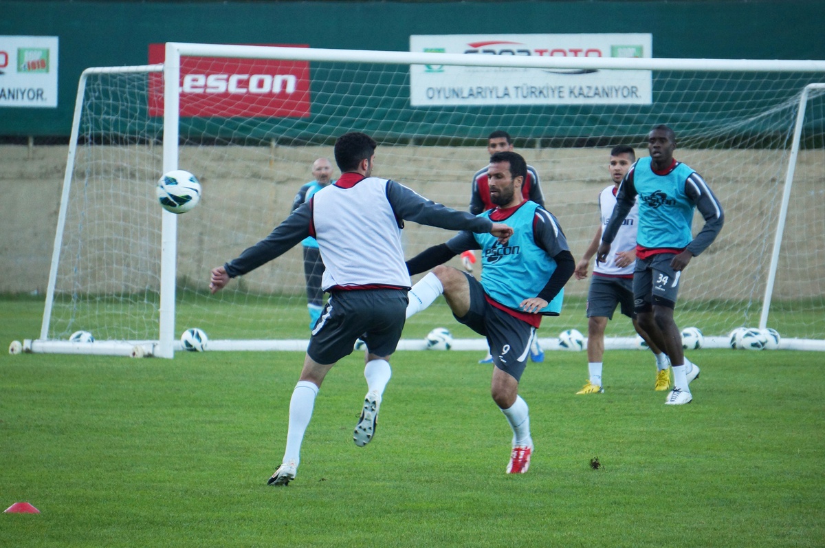 Karabükspor Hazırlıklarını Sürdürüyor