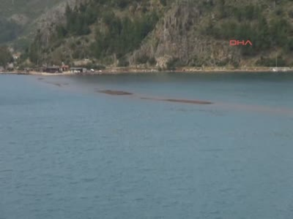 Marmaris Deniz Çekildi, Kızkumu Ortaya Çıktı
