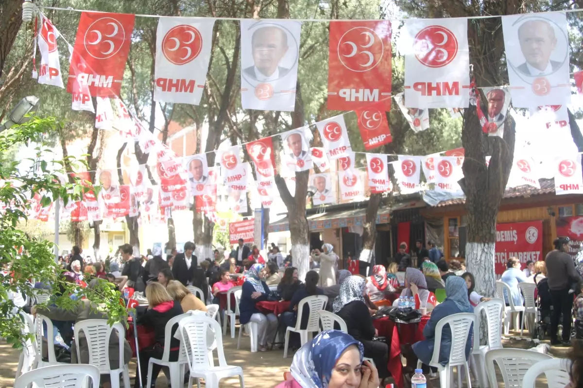 MHP\'li Kadınlardan Ödemiş\'te Buluştu