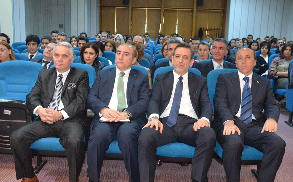 "Osb\'lere Yeni Teknoparklar Kuracağız"