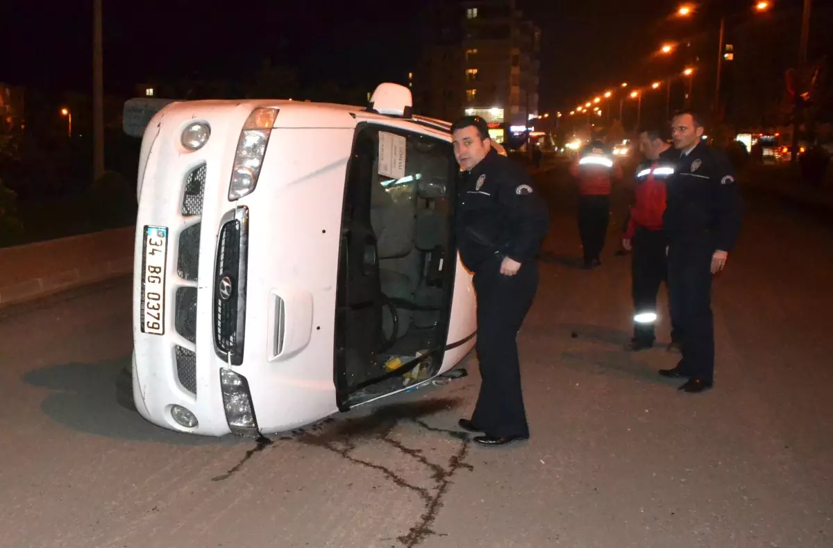 Takla Atan Araçtan Burnu Kanamadan Çıktı