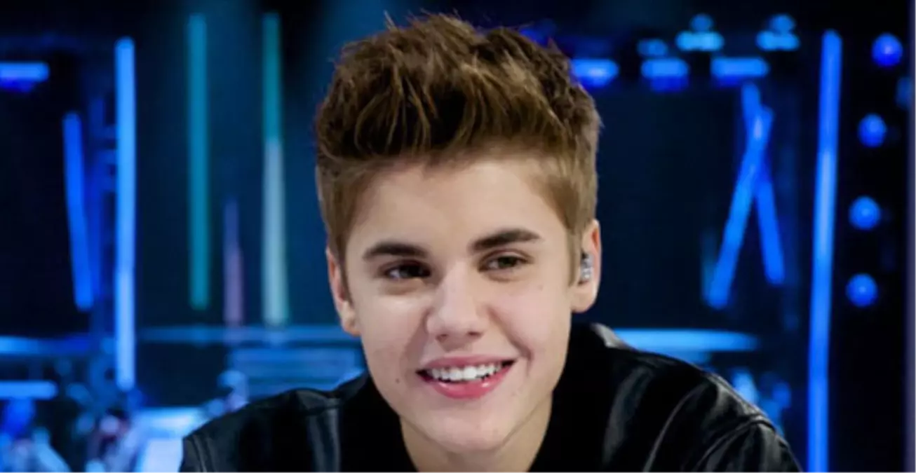 Bieber\'ın Otobüsünde Uyuşturucu Bulundu