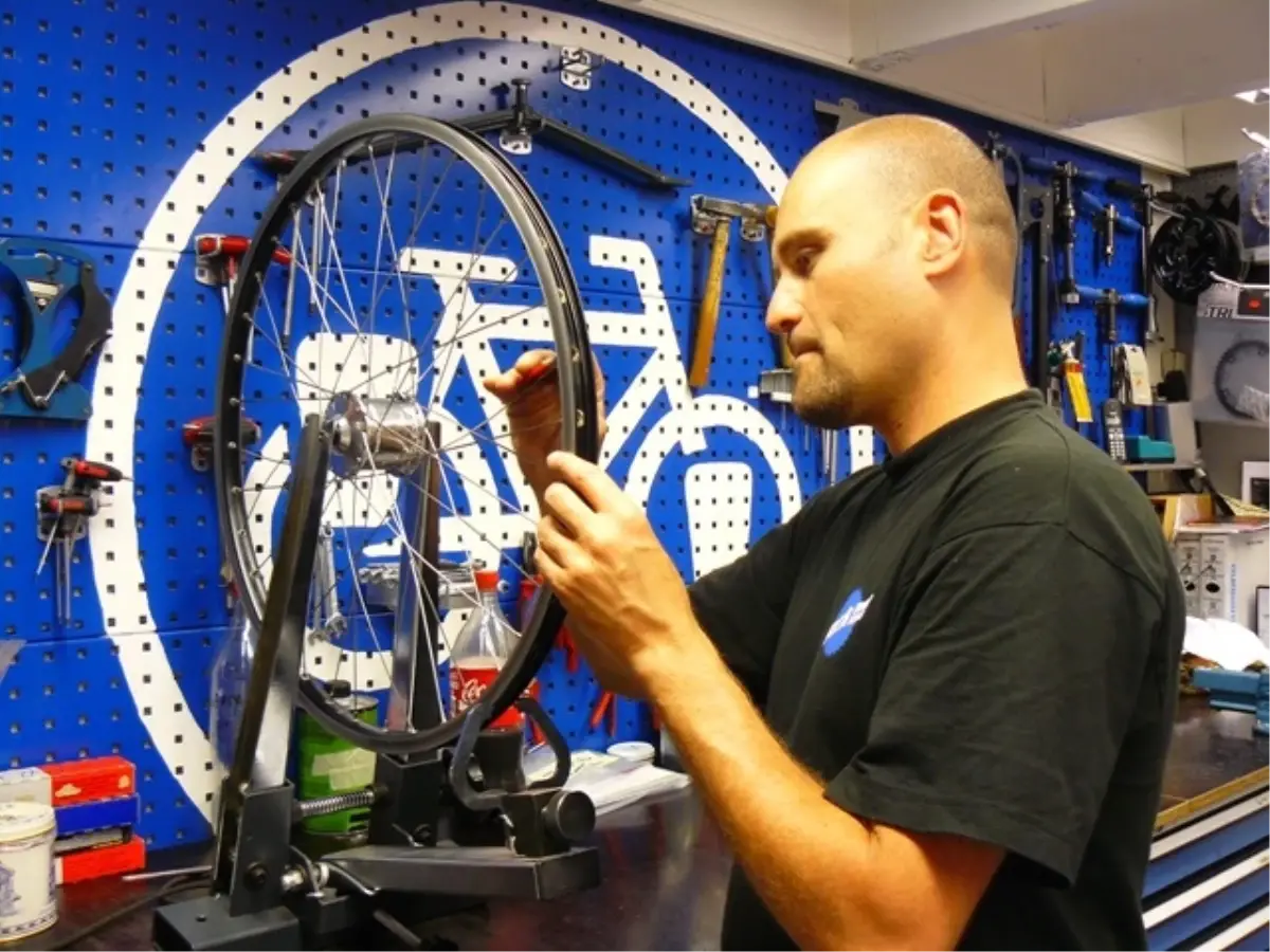 Bisiklet Gezgininden Yolda Bırakmayacak Bir Eğitim