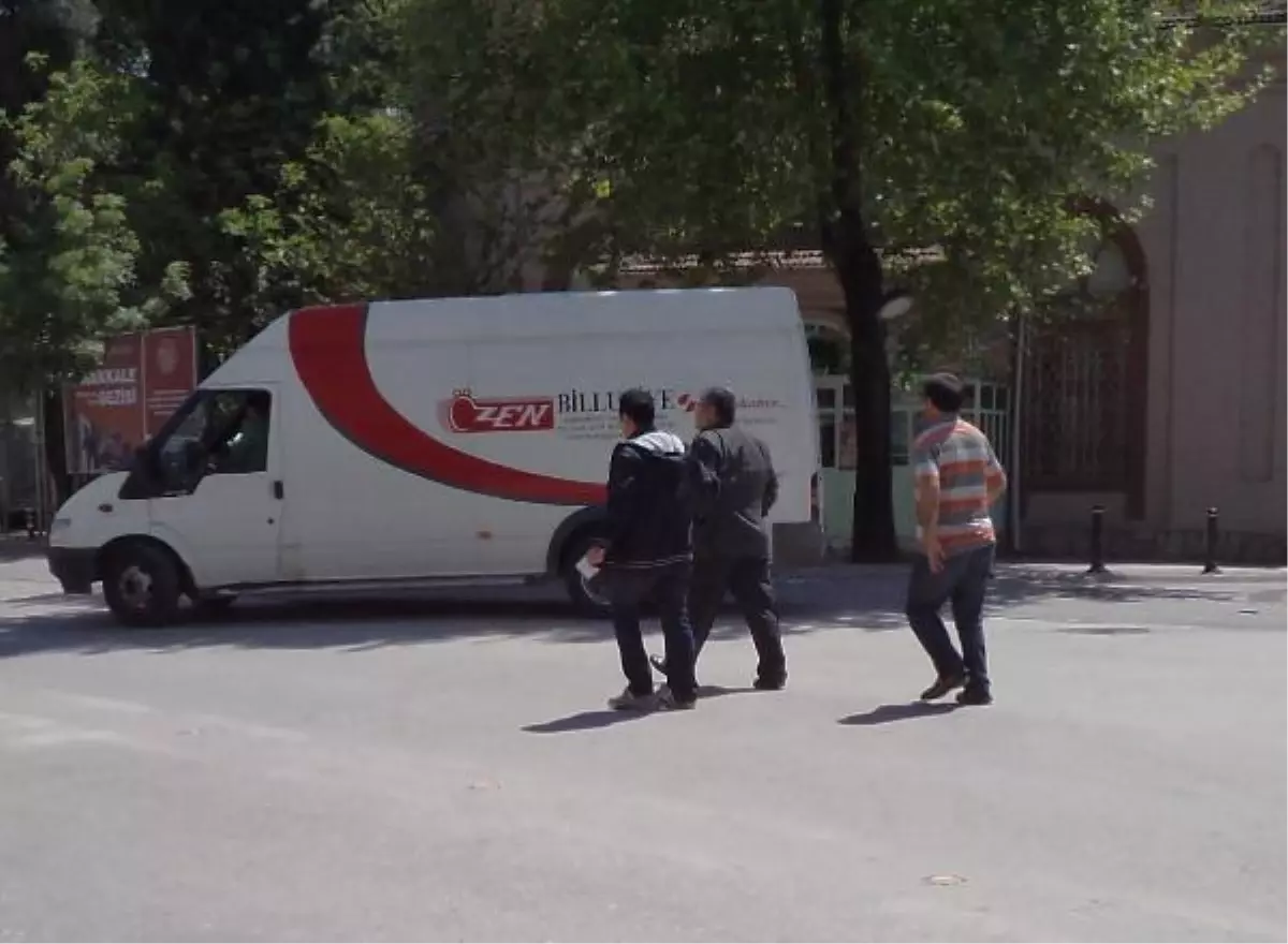 Bankadan Kredi Çekerken Engellendi