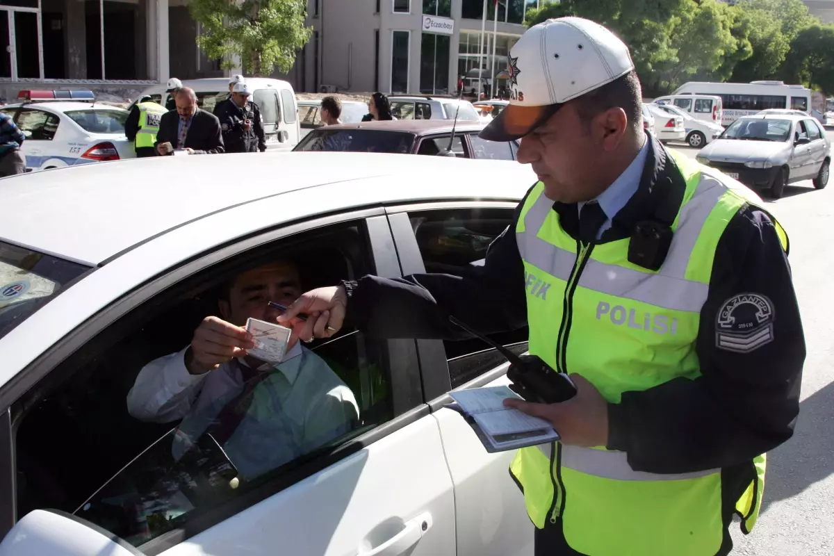 Gaziantep\'te Kameralı Polisler İş Başında