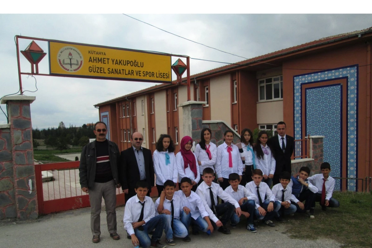 Hisarcık Atatürk İlkokulu Türk Halk Müziği Korosu Korolar Şenliği\'nde Katıldı