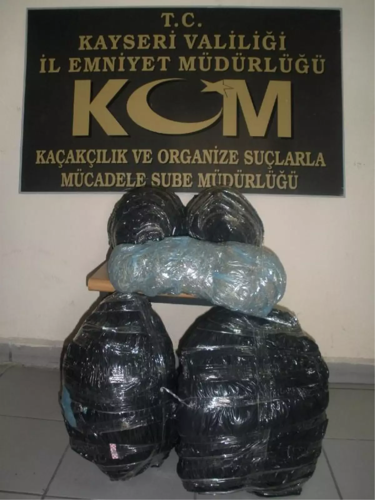 Kayseri\'de 10 Kilo 653 Gram Esrar Ele Geçirildi