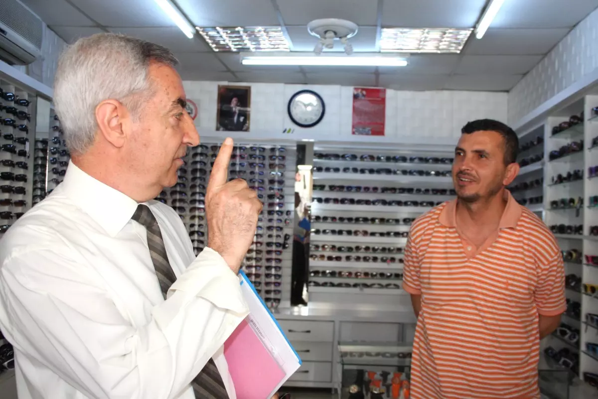 Manavgat\'ta Ürün Fiyat Etiketi Denetimi...