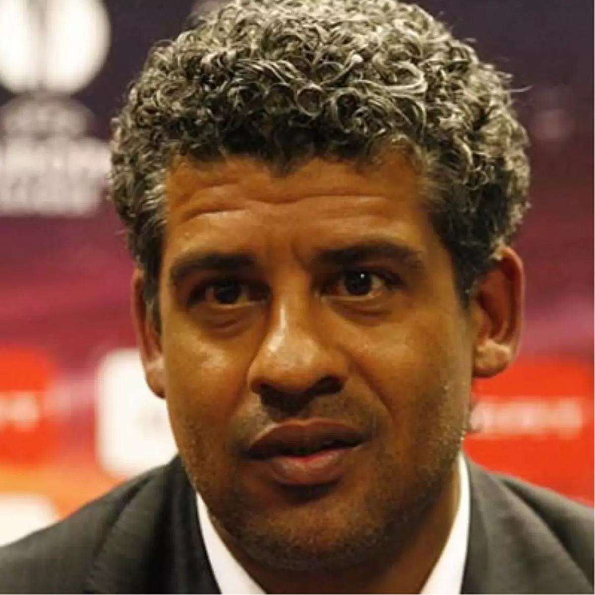 Rijkaard Türkiye\'ye Dönebilir