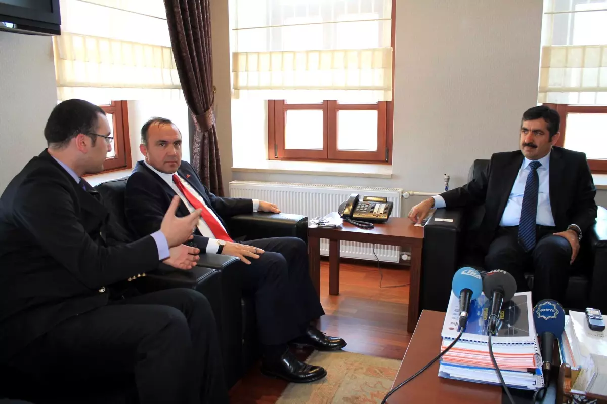 Arnavutluk Büyükelçisi Muçaj\'dan, Vali Doğan\'a Ziyaret