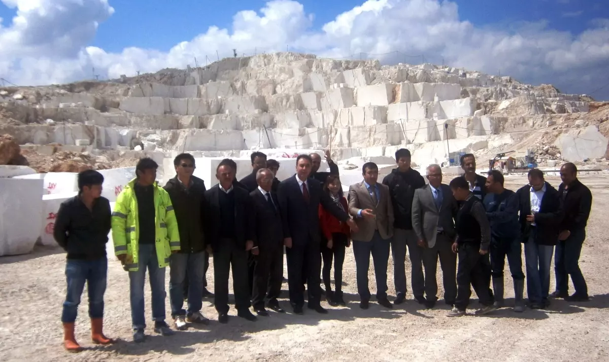 Burdur Çinli İstilasına Uğradı