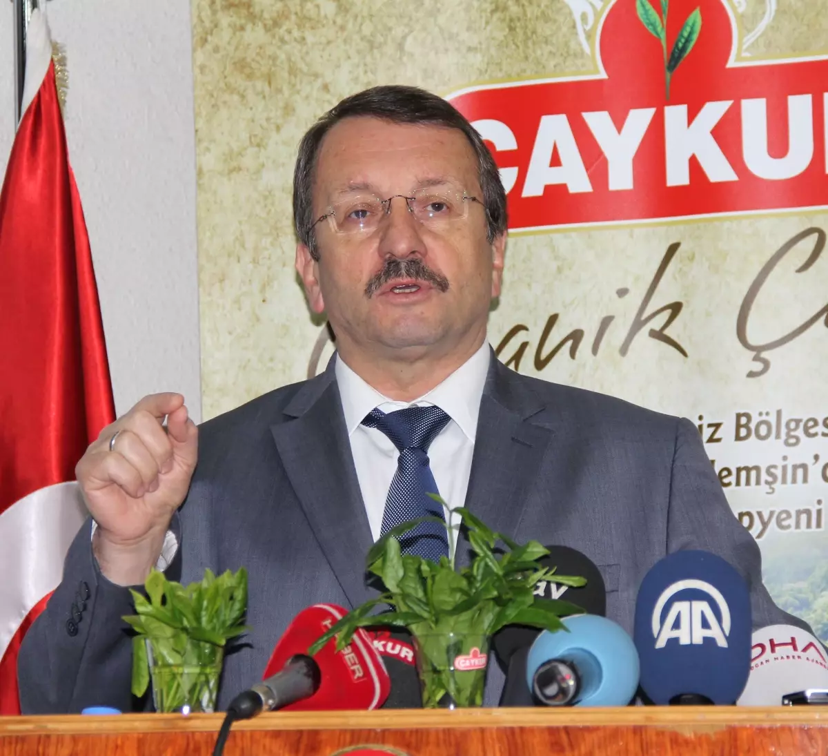 Çaykur\'dan Erken Yaş Çay Üretimine Telafi Desteği