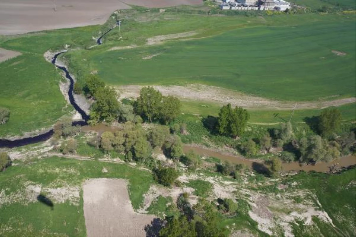 Ergene Nehri\'nin Kirliliğini Havadan Görüntüledi