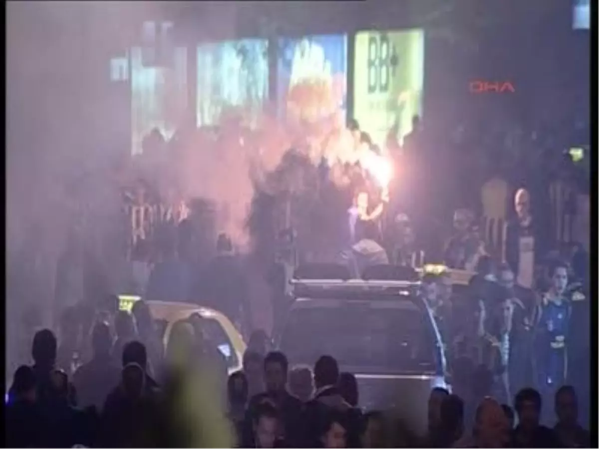 Fenerbahçe\'nin UEFA Avrupa Ligi Yarı Final İlk Maçı