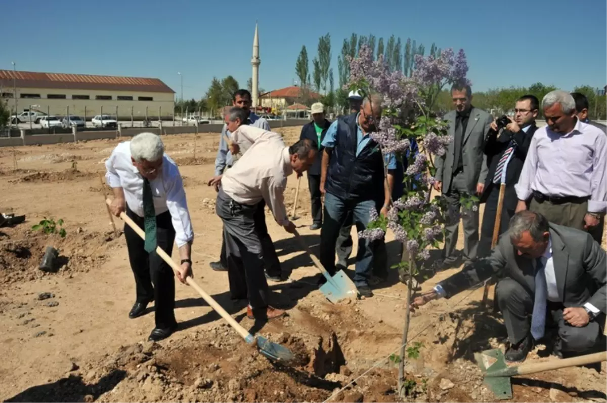 Karaman Valisi Koca, Yeni Sgk Hizmet Binasını İnceledi