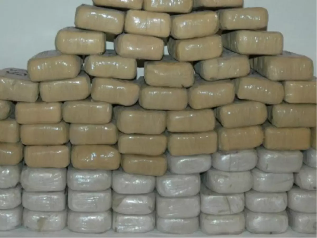 Manisa\'da Uyuşturucu Operasyonu