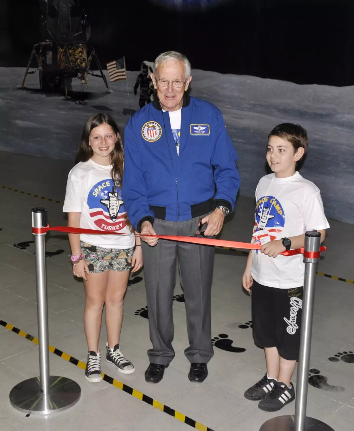 Minik Astronatların Merakını Ünlü Atstronot Charlıe Duke Giderdi