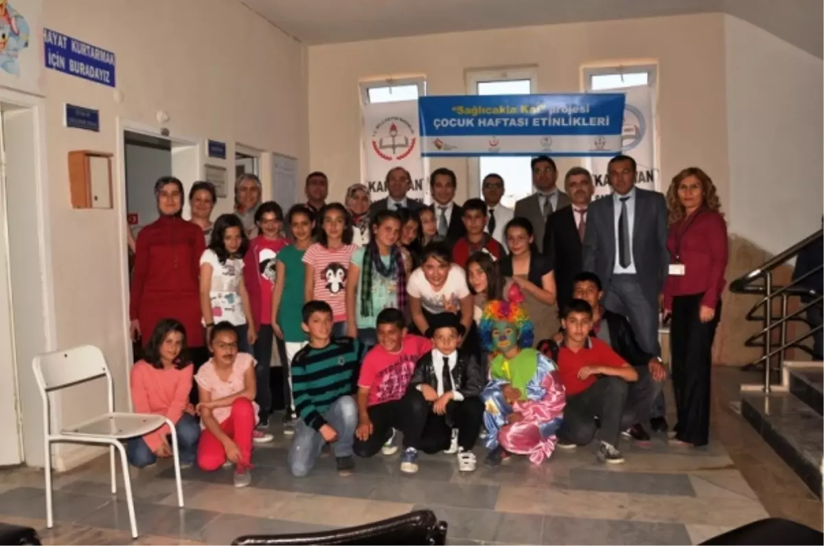 "Sağlıcakla Kal" Çocuk Hastanesinde