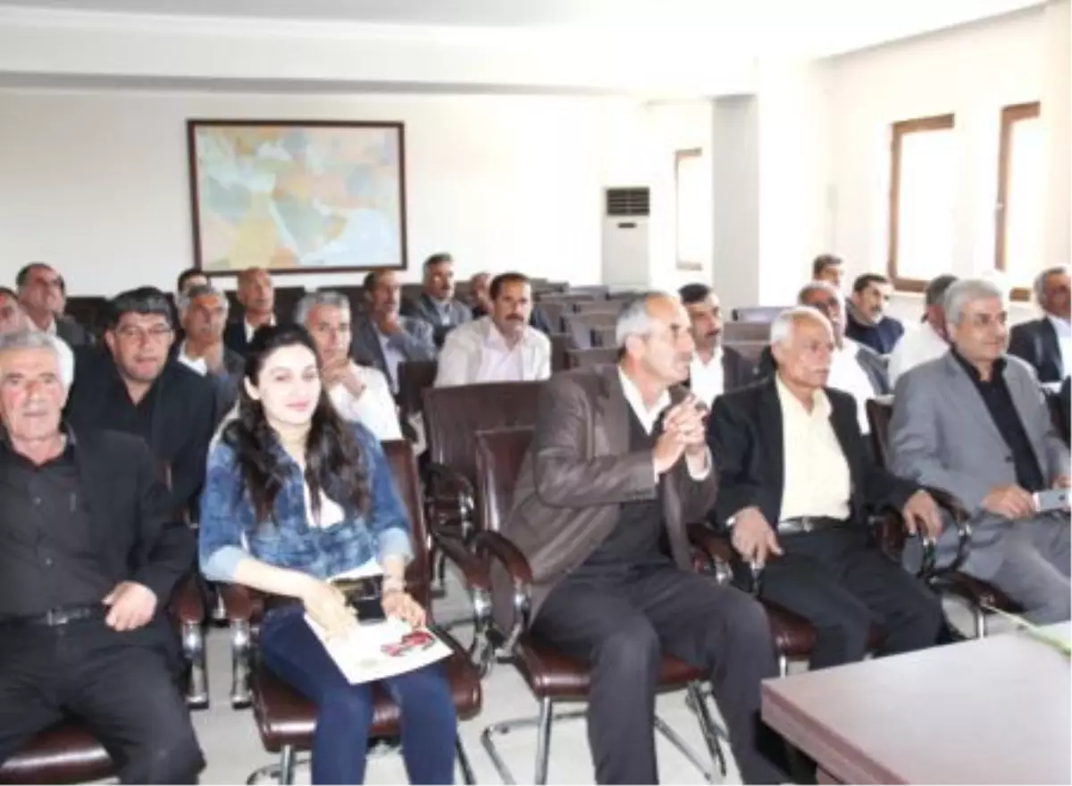 Silvan\'da Çiftçilere Pas ve Septoria Hastalığı Anlatıldı