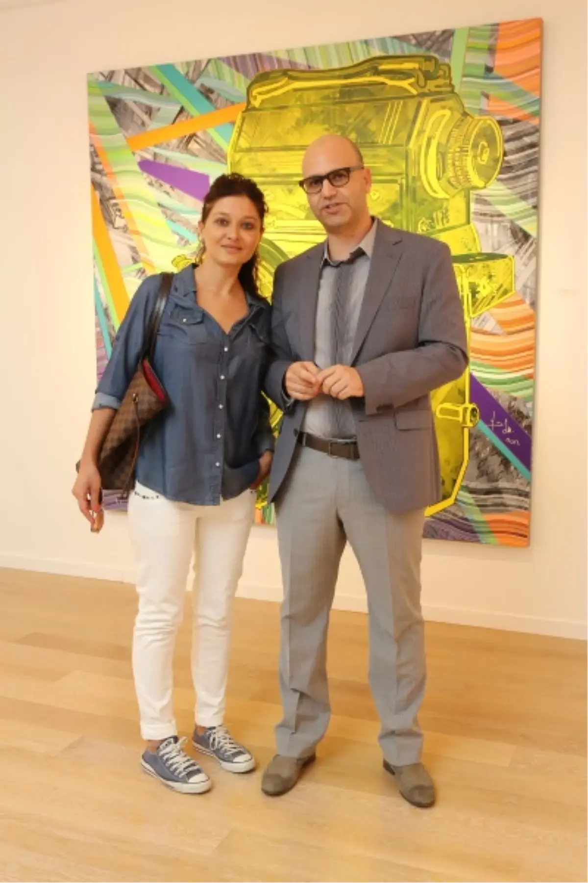 Yiğit Yazıcı\'nın Resim ve Fotoğraf Sergisi Açıldı