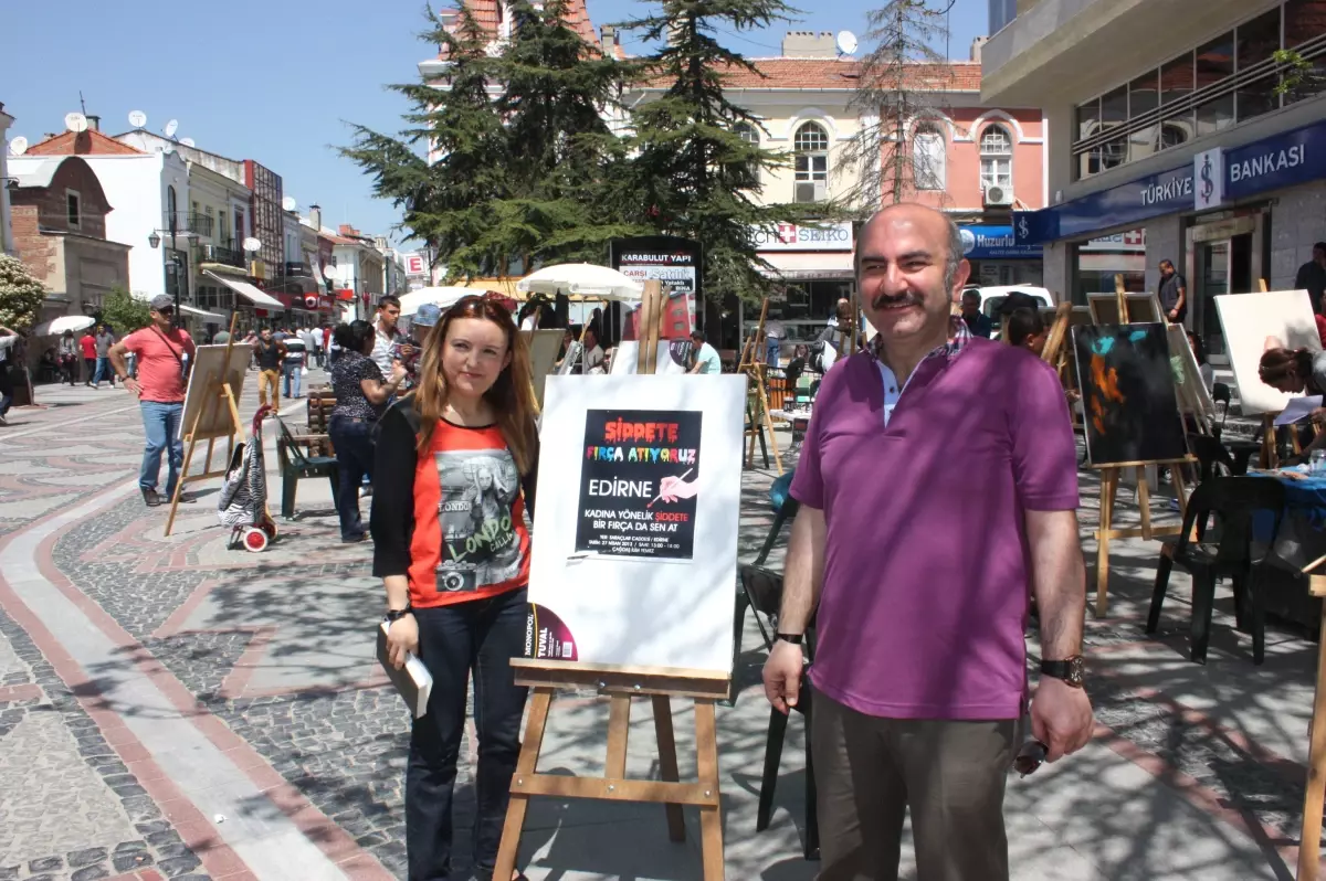 Edirne\'de 2\'incisi Yapılan "Sokakta Sanat Var" Etkinliğine Edirnelilerden Büyük İlgi