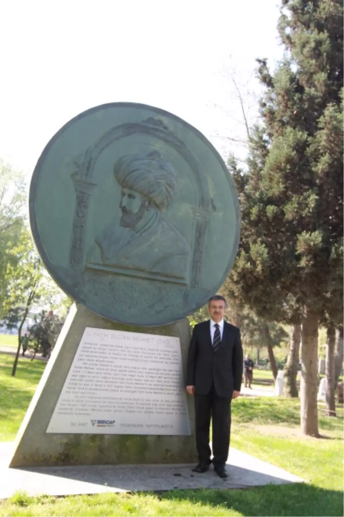 İstanbul Fatihinin Fermanları Kitaplaşıyor 

