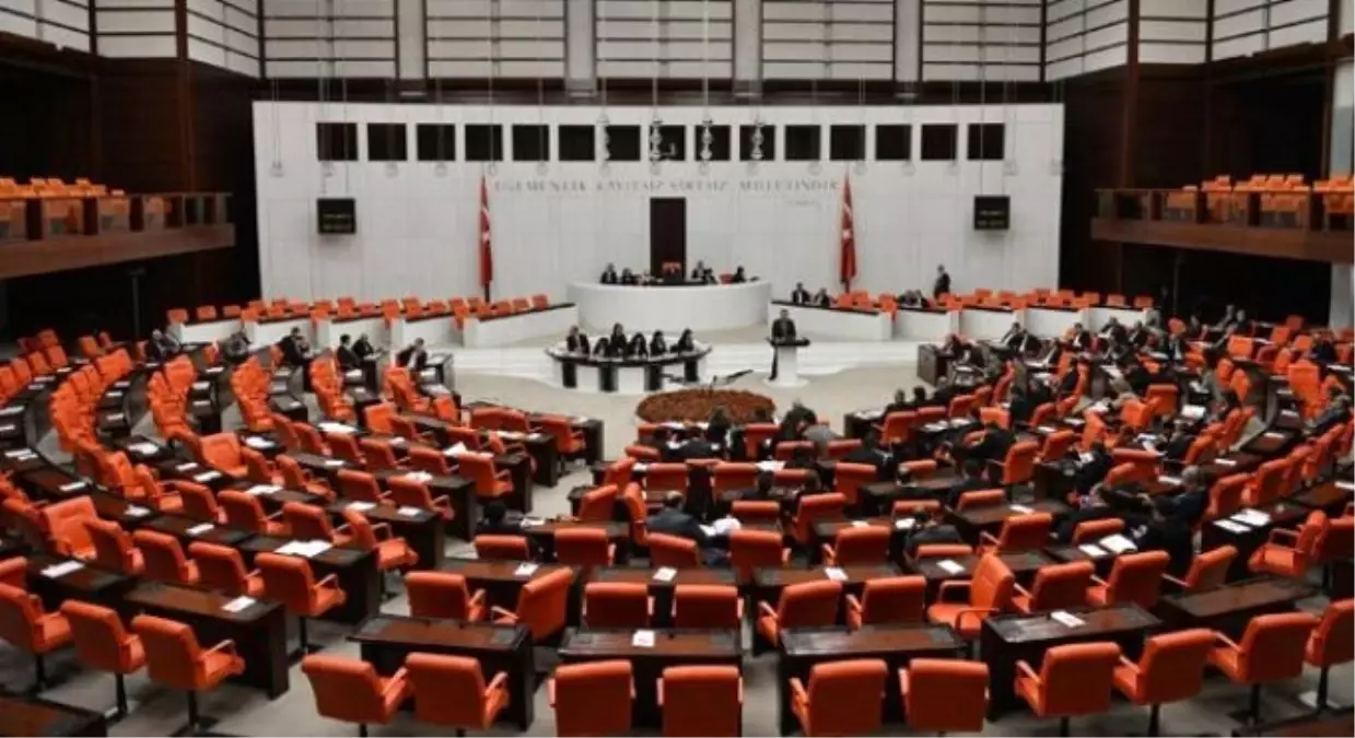 Meclis\'e Öğrencilerden Yoğun İlgi