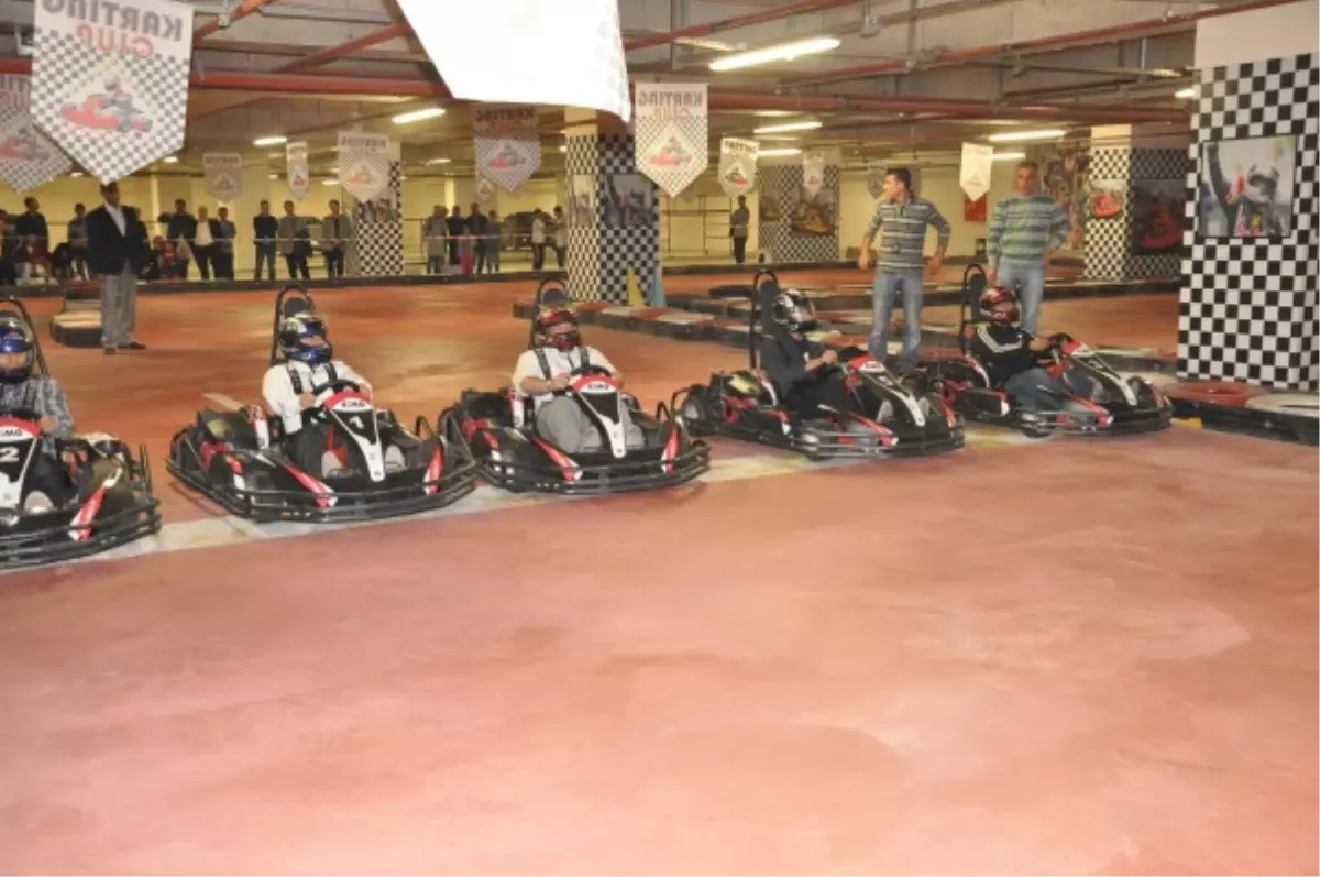 Yetiştirme Yurdundaki Çocukların Go Kart Sevinci