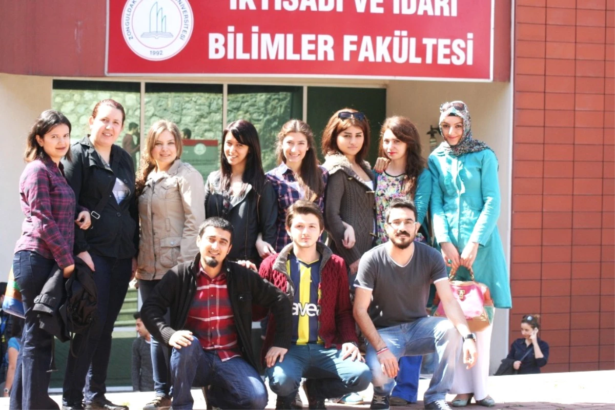 Zonguldaklı Öğrencilerden Van\'a İkinci Kez Kitap Yardımı