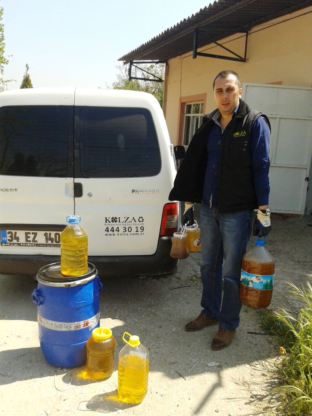 İzmit\'te Her Ay 10 Ton Atık Yağ Toplanıyor