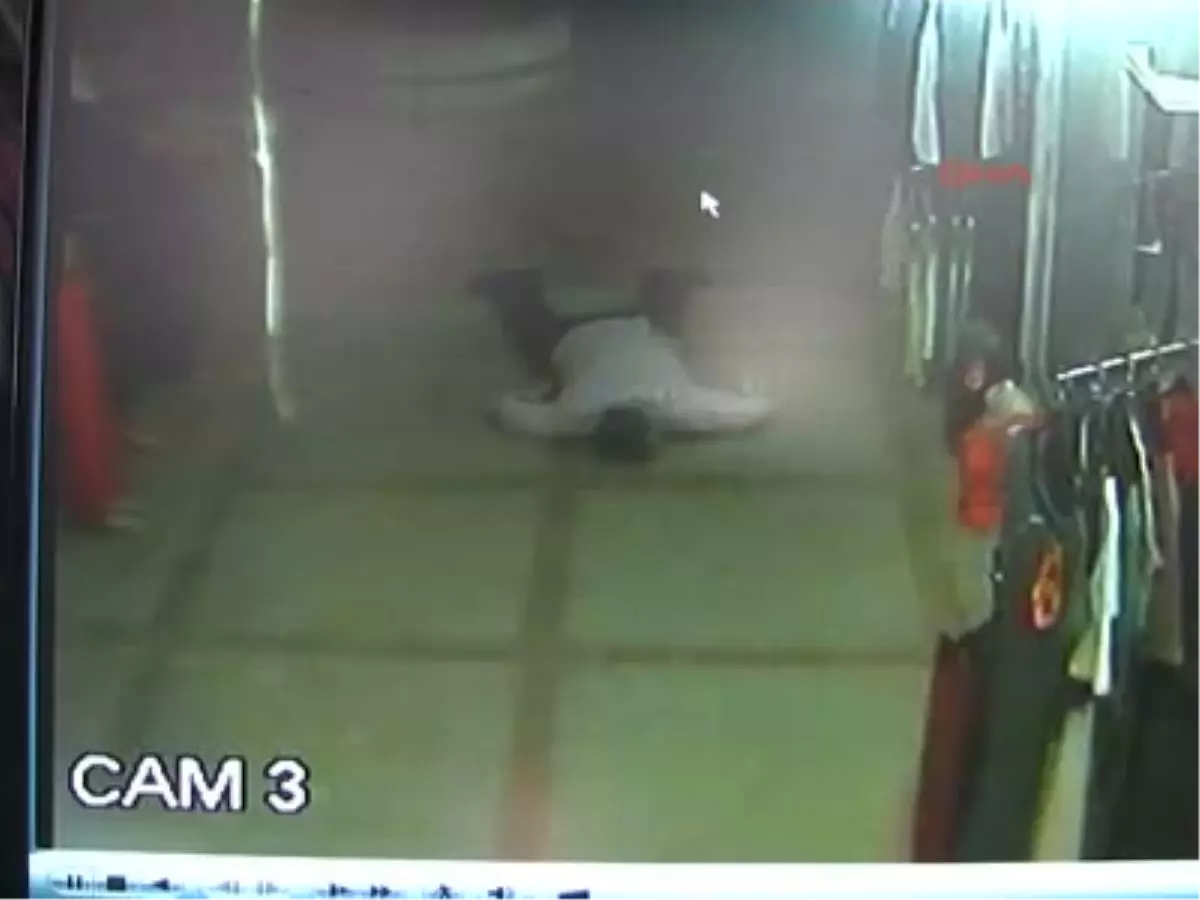 Özel Güvenlik Görevlisi Tartıştığı Site Sakinini Bıçaklayarak Öldürdü Özel Güvenlik Görevlisi...