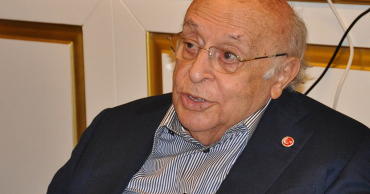 Başbakan\'dan Demirel\'e: Koyun Oldun
