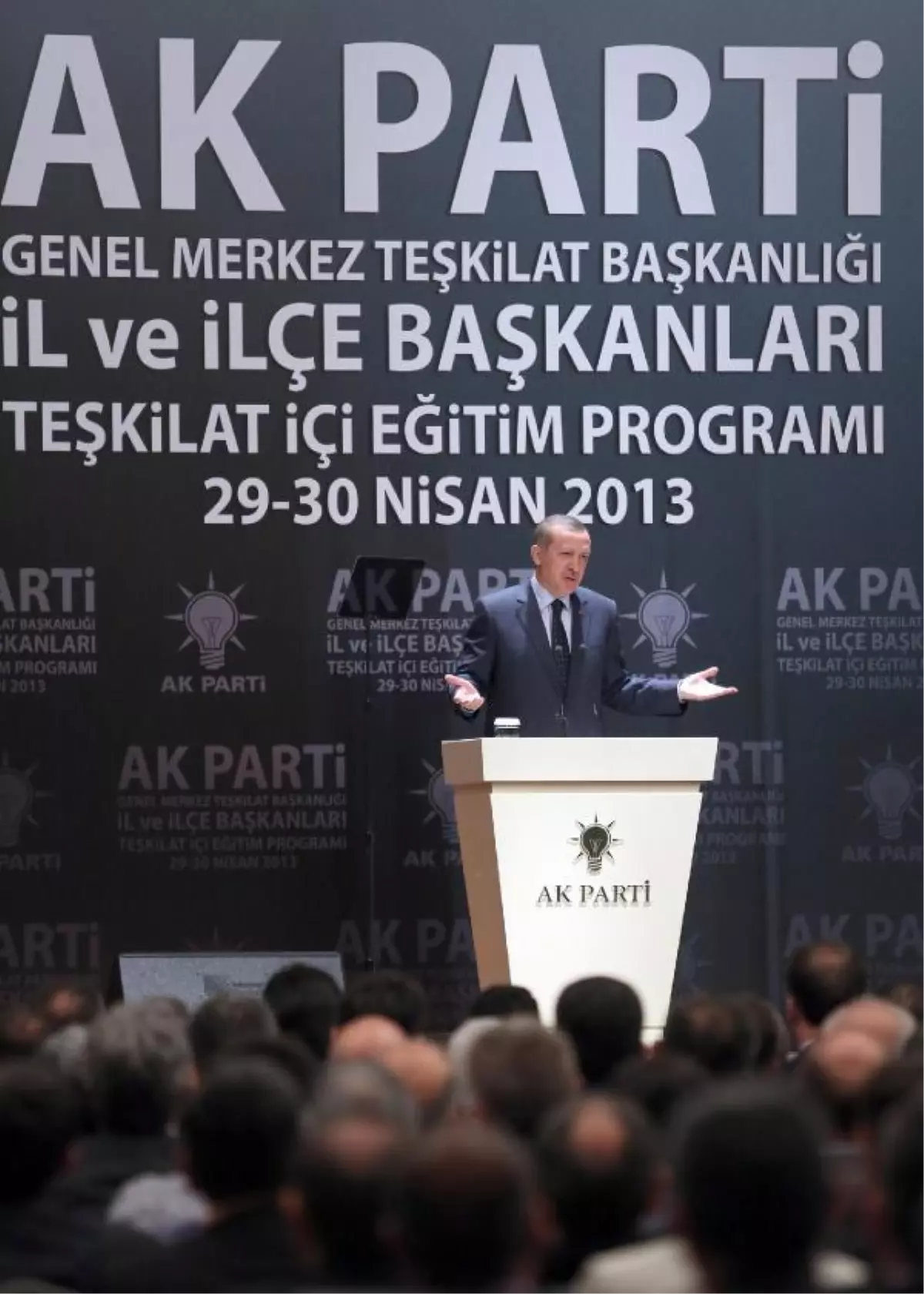 Başbakan Erdoğan.İktidara Gelseler Kandil\'e Davet Gönderip Teröristleri Mağaralara Geri Çağırırlar...