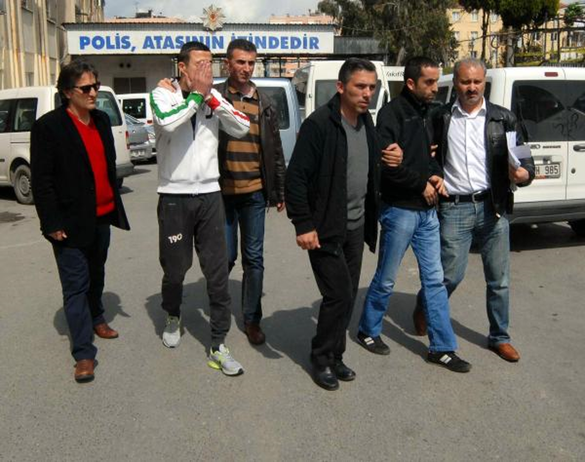Karşıyaka Taraftarını Satırla Yaralayanlara Dava