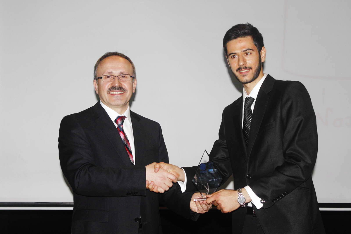 Üniversite Eğitiminde ve Araştırmada Yeni Yaklaşımlar ve Stratejiler Konferansı